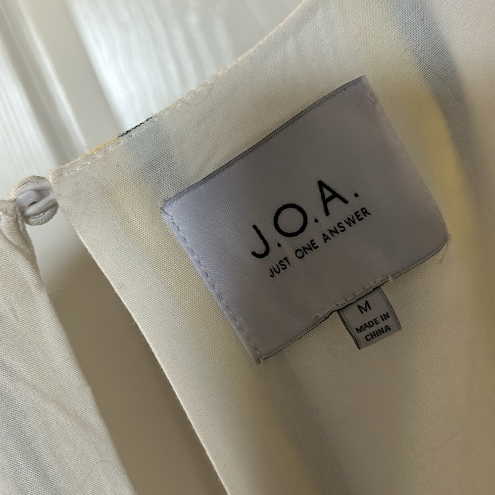 JOA Striped V-Neck Ruffle Dress - Picture 6 of 7